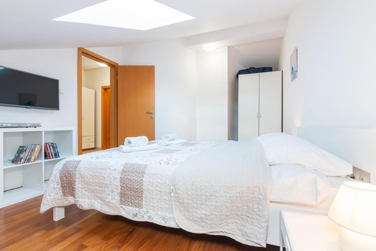 Apartment Mimoza 5, Baska, Krk מראה חיצוני תמונה