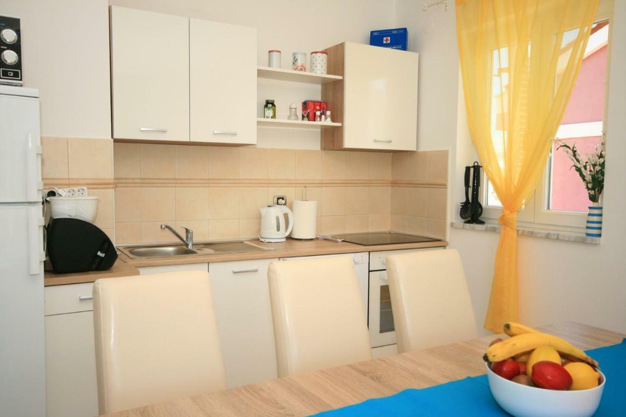 Apartment Mimoza 5, Baska, Krk מראה חיצוני תמונה