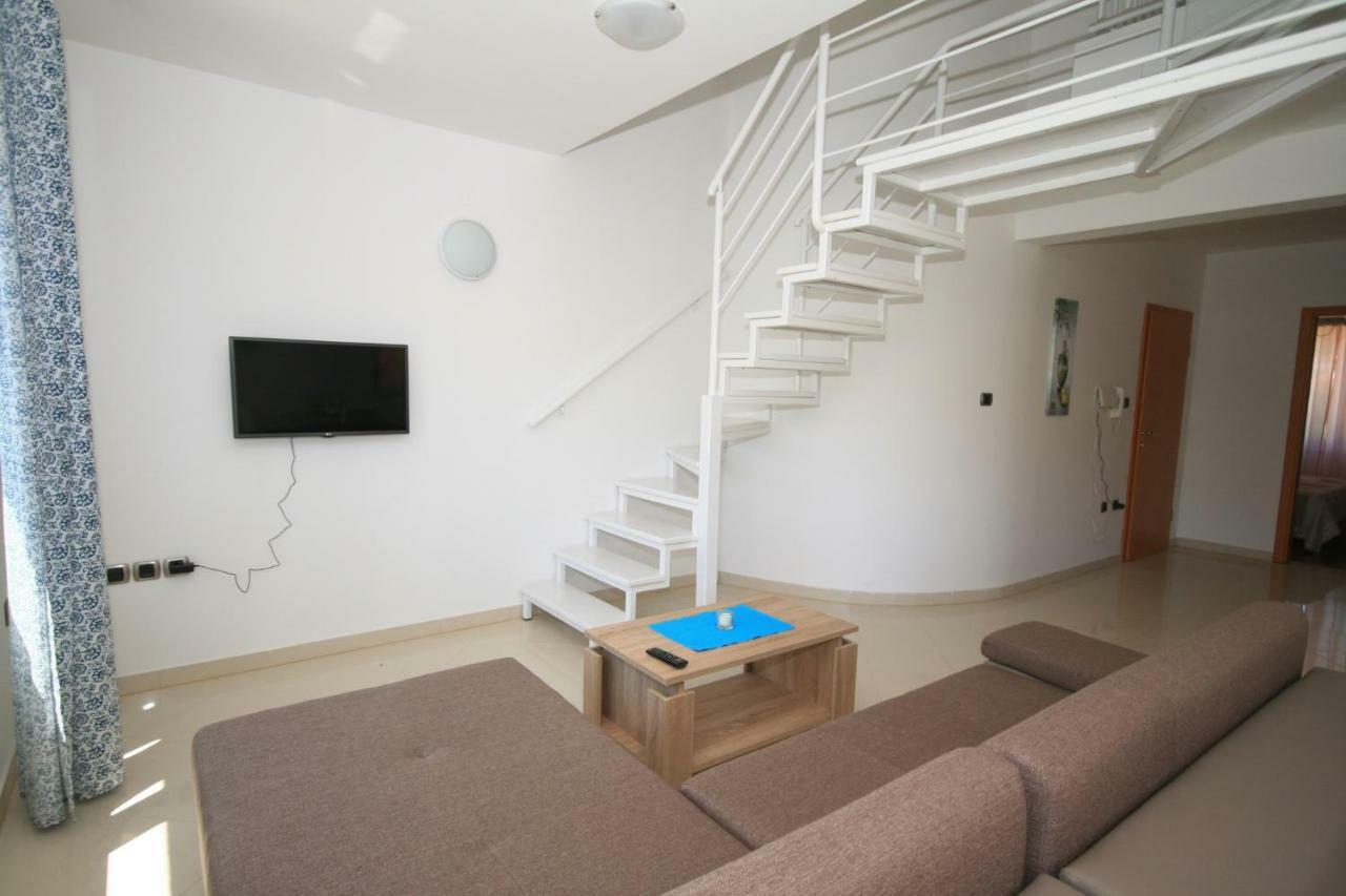 Apartment Mimoza 5, Baska, Krk מראה חיצוני תמונה